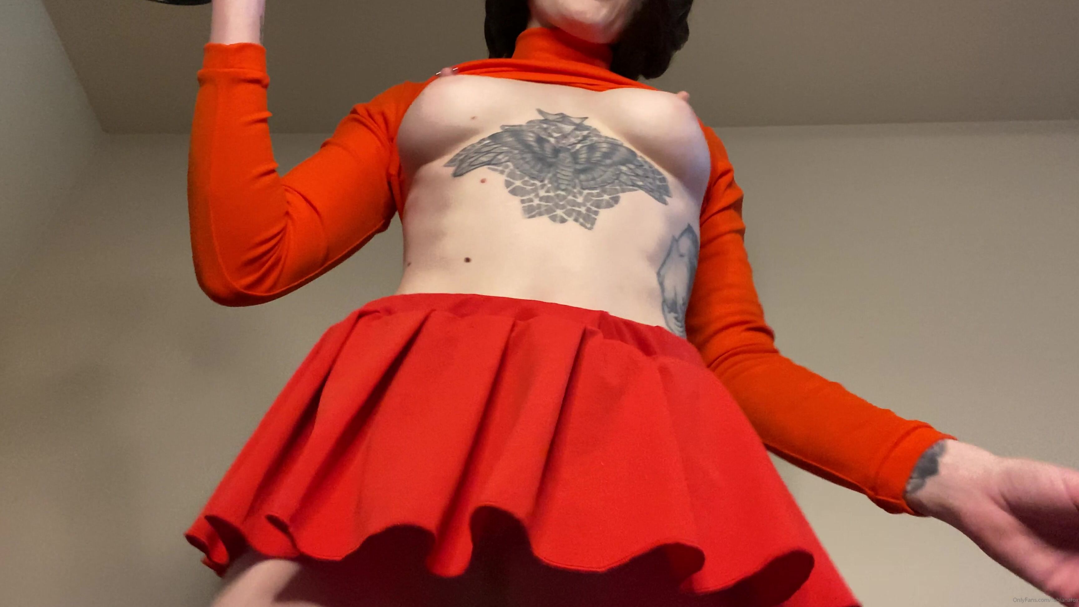 Fabianafox Velma Is Back With An Up Skirt Working On Funding A Li