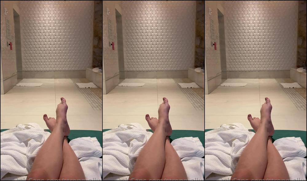 Strong Allure It Was A Relaxing Day At The Spa I Arrived Early In The Morning Hence T