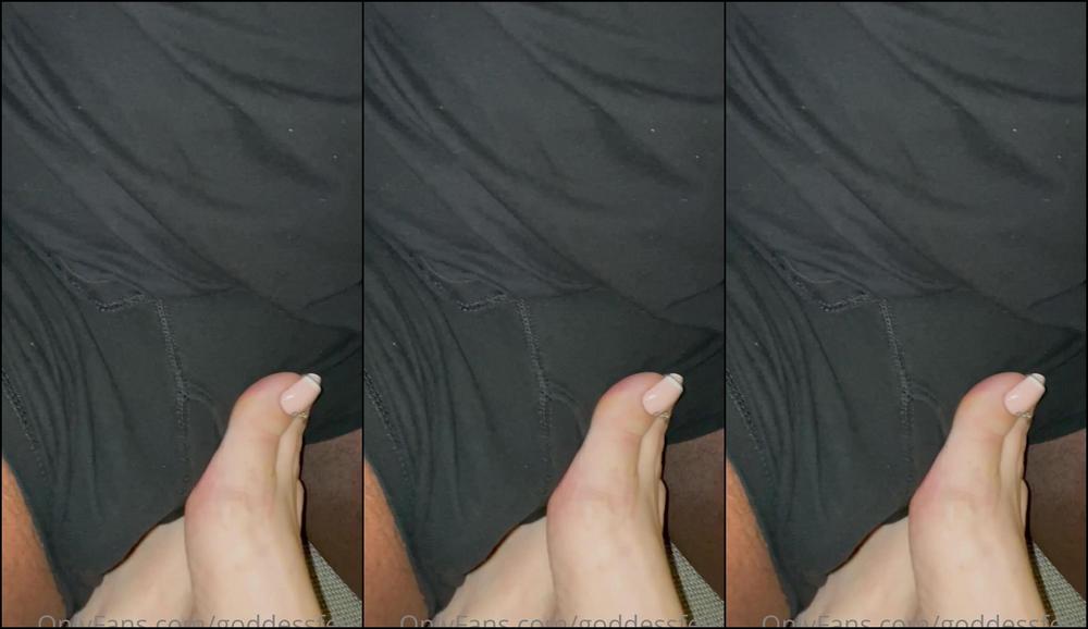 Goddessfendi 2424327630 04 13 2022 3 Years Ago I Took His Foot Virginity He Just Can T Find Anyone As Good As