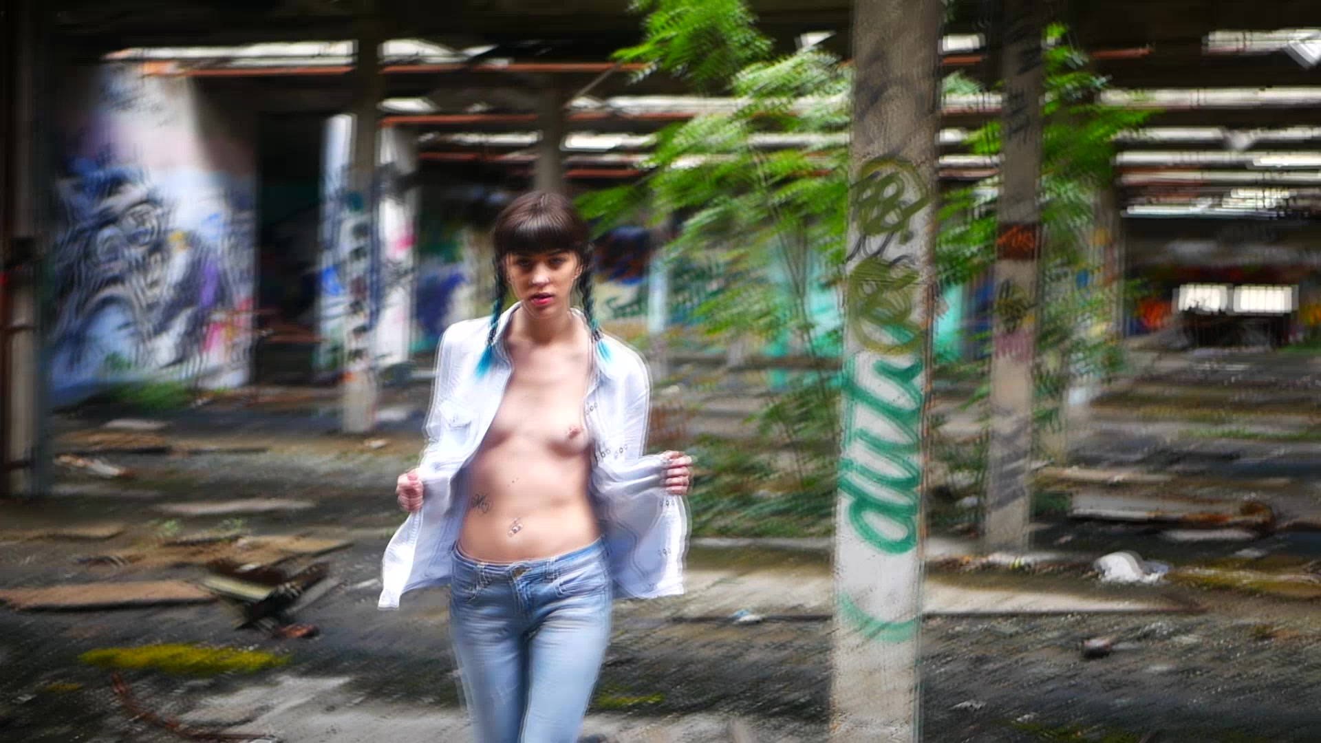 Smoking, Fucking, French anna furiosa urbsex i fuck in abandonned place