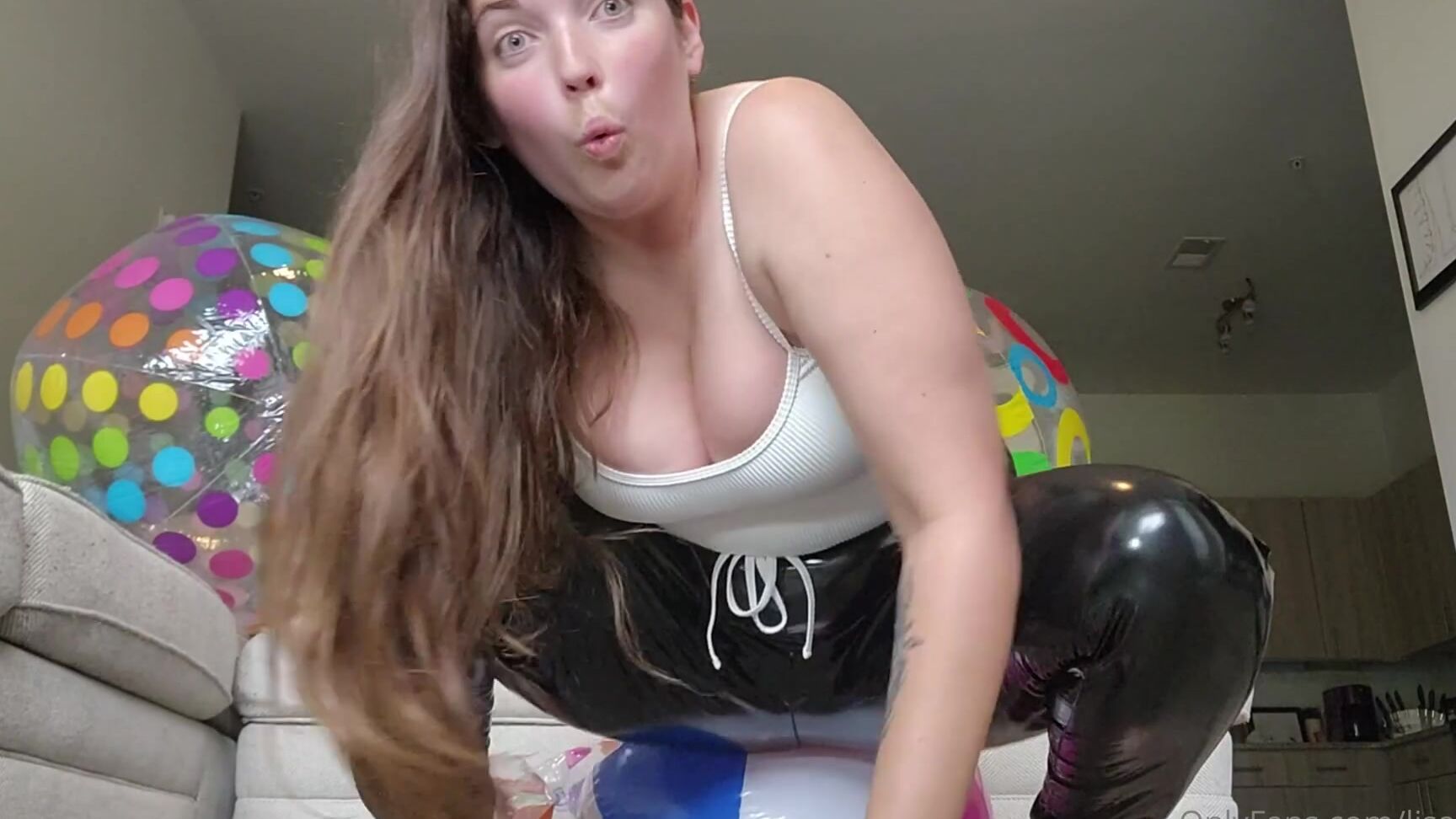 Lisaasmr Full Video Of Spread Em Stick It And Bounce Asmr