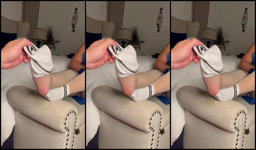 Caribbeansolez Onlyfans Just Getting Home From Dancing Fresh Out Of The Bootp