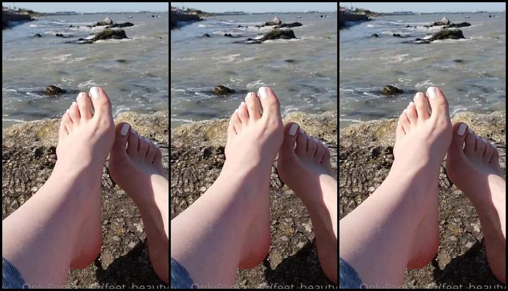 Feet Beautyx Nicknamed Feet Beautyx 04 03 2021 Onlyfans Video Loved To See So Many People Looking At Me And My Feet L9C2