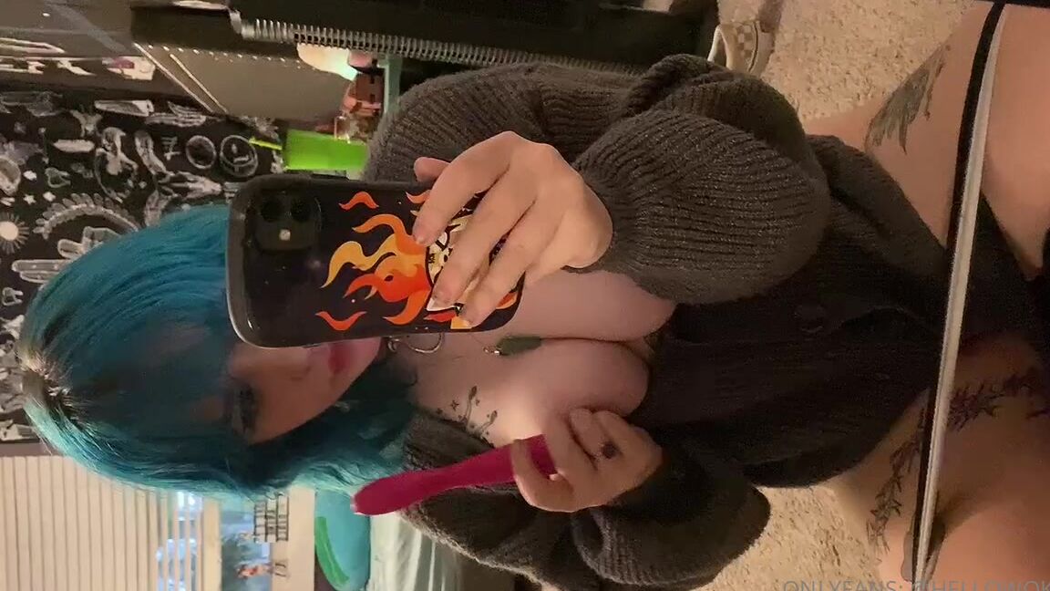 Hellowokitty New Video Upload Title A Good Girl Loves To Show Of