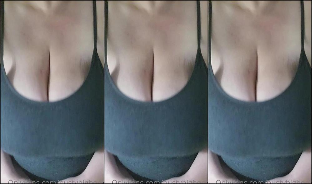 Bustybigbooty 2137315080 06 17 2021 I Know You Want Me Your Girlfriend S Tits Aren T As Big As Mine And I Want