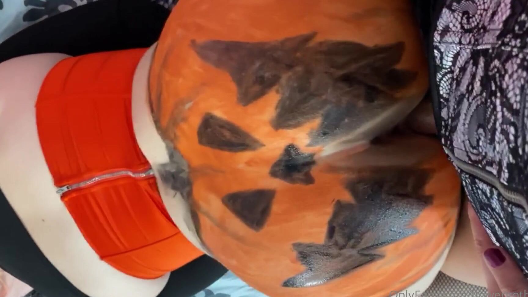 Flowergothroze Cum Watch Me Fuck My Pumpkin Boy Bf And Cum All Over His Fat Ass Swipe For Video