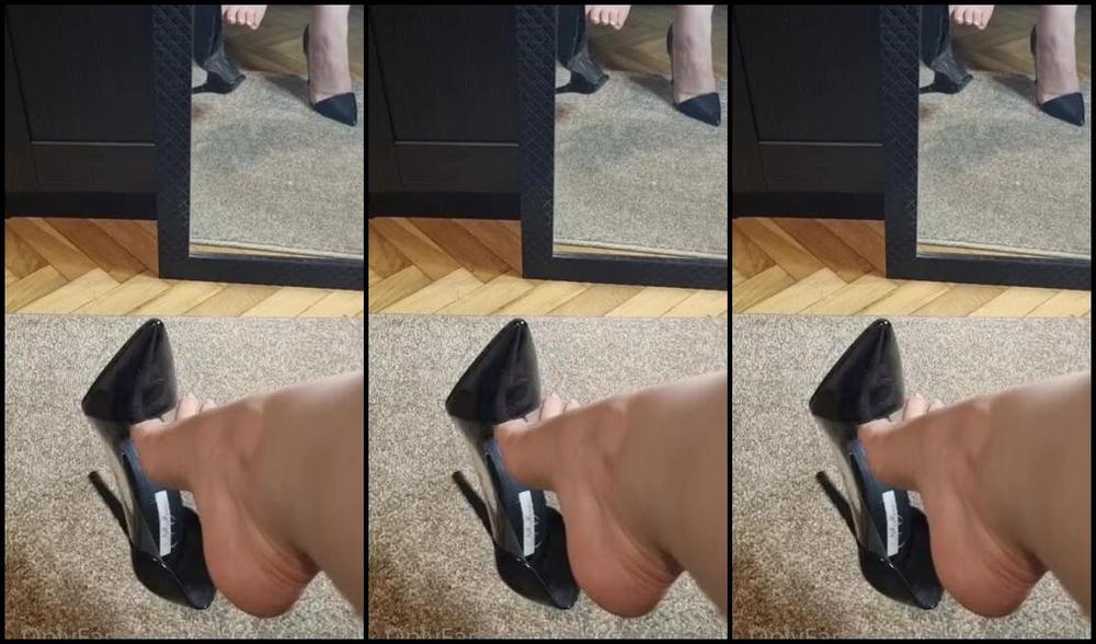 Alyssa Ford Nicknamed Alyssaford Chill Onlyfans A Little Bit Of Dangling2 5D