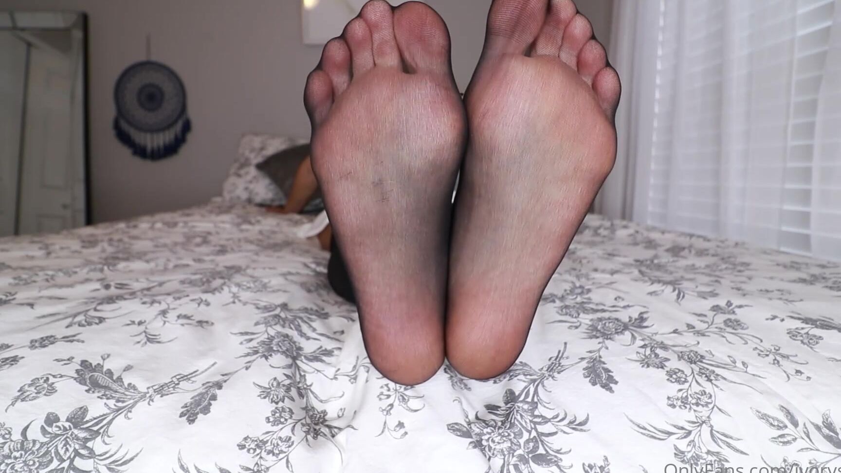 Ivorysoles You Know You Would Rather Be Enslaved To My Pantyhose Than Marry To Your Boring Girlfriend