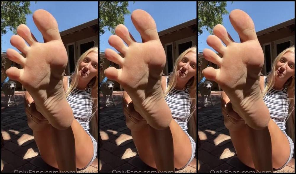 Goddess Kaylee Aka Xomaddykxo Onlyfans Come Along And Watch Me Play In The Dirt With My Bare Feet Love Being A Fairy Queen With Sweetp