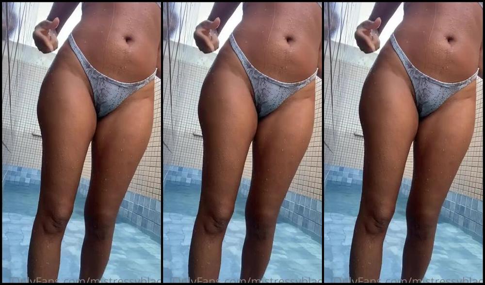 Mistress V Black Nicknamed Mistressvblack Onlyfans Mais Um Dia Comum Na Minha Vida De Rainha 1