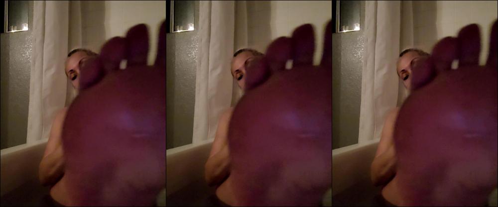 Madamemasters Soaking In The Tub