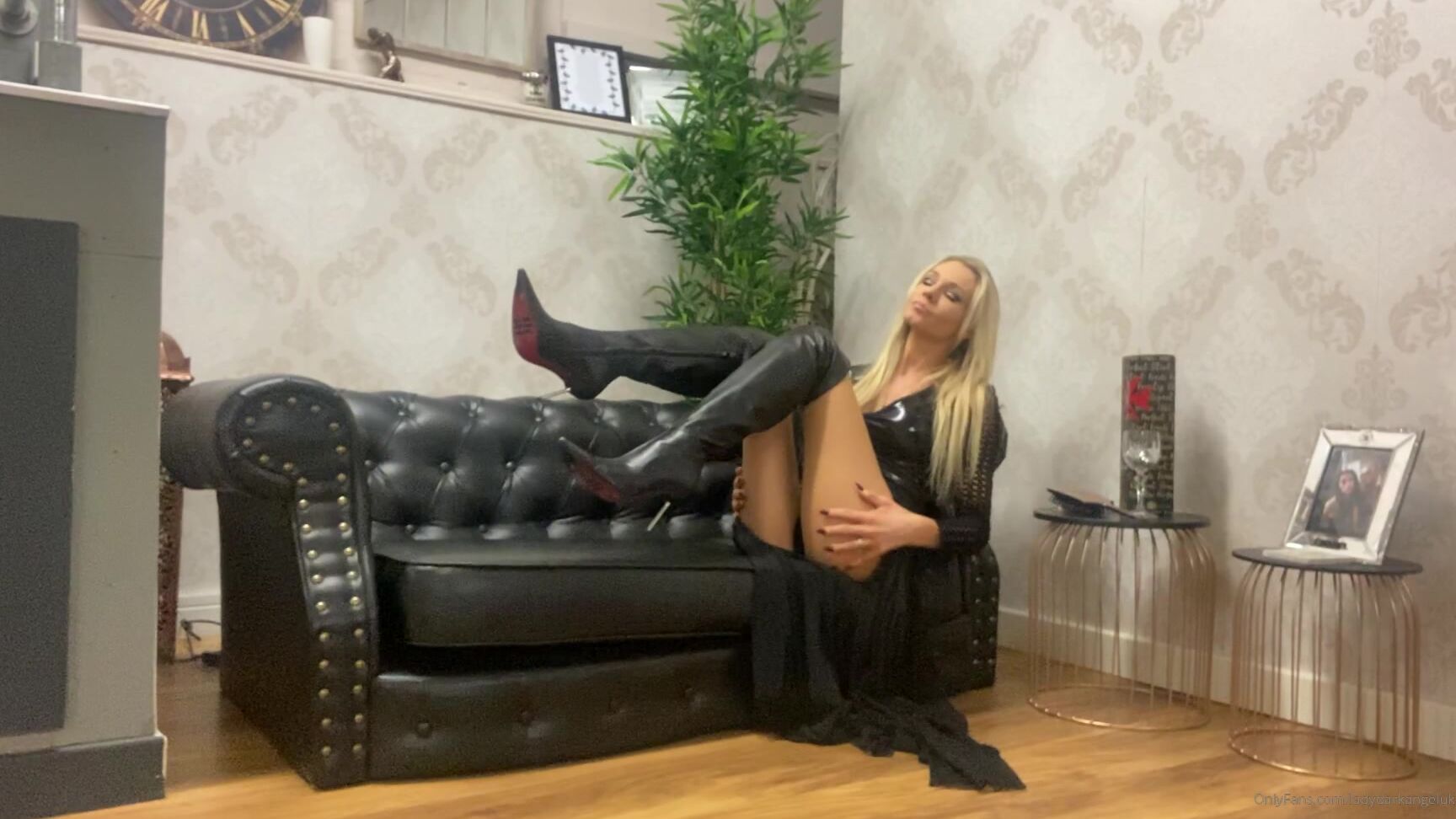 Lady Dark Angel Worship Worship Worship My Beautiful Boots