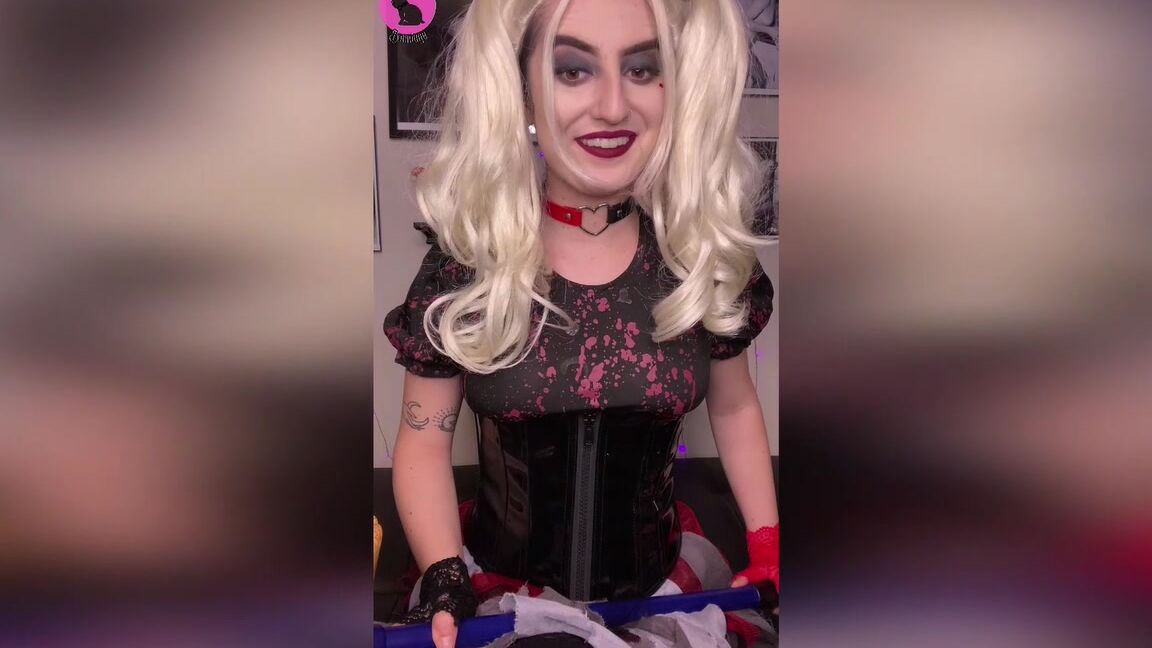 Cosplay, Dildo Riding, Superheroines, Supervillain harley quinn custom fuck ManyVids