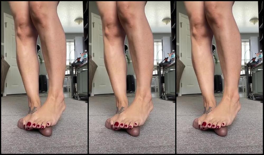 Deedeericanfeet Onlyfans As Requested Let Me Trample