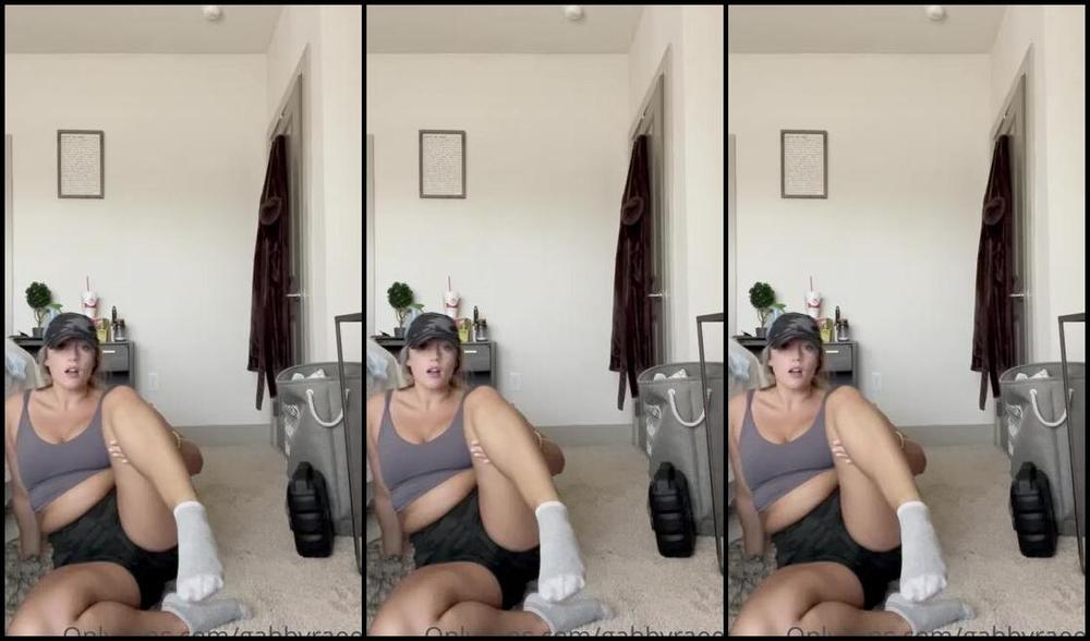 Gabrielle Coyle Nicknamed Gabbyraee1 06 18 2021 Onlyfans Video For The Booty And Feet Guys