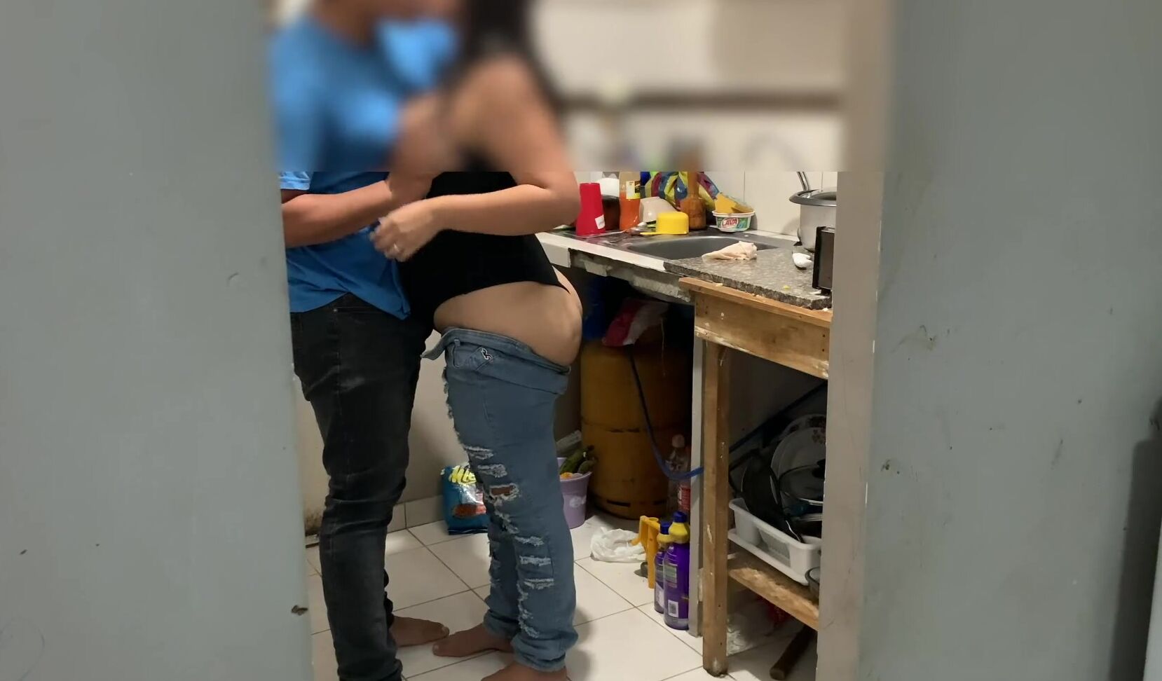 "mibabycouple" Cuñado, Step Brother, Step Sister, Hoy, Kitchen Fuck, Kitchen Sex, Step Sister Caught, Hot Kitchen, Cooking, Sexo Cocina, Sexo En La Cocina, Lavando Platos, Washing, Masturbate, Butt, Suggest mibabycouple I went to wash the dishes at m
