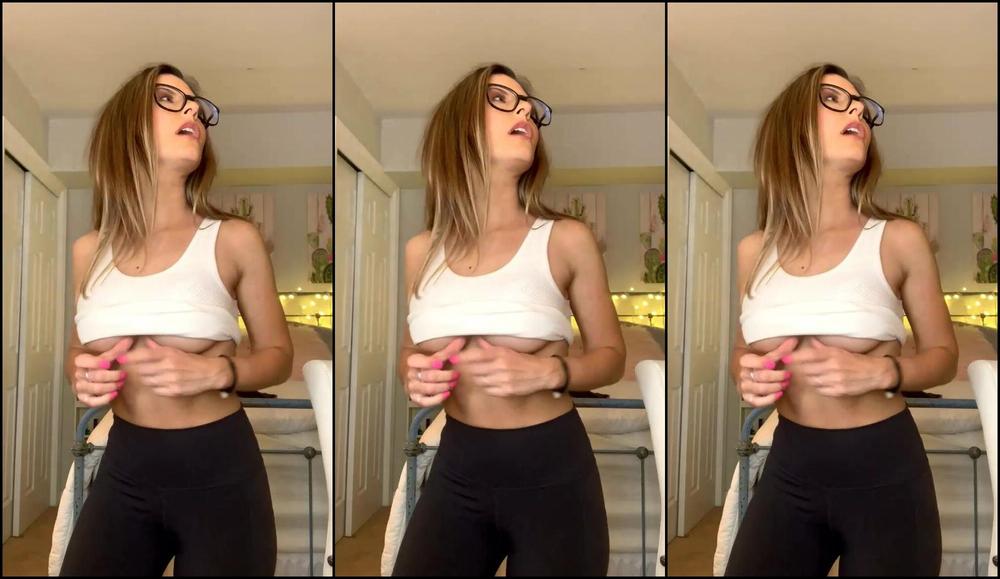 Missdannigibsonvip Stream Started At Am Let S Have Fun