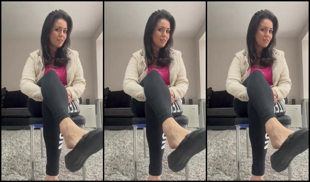 Queen1991 Nicknamed Queen9999111 Foot Fetish 01 06 2024 Onlyfans Video Heel Dangling Giantes