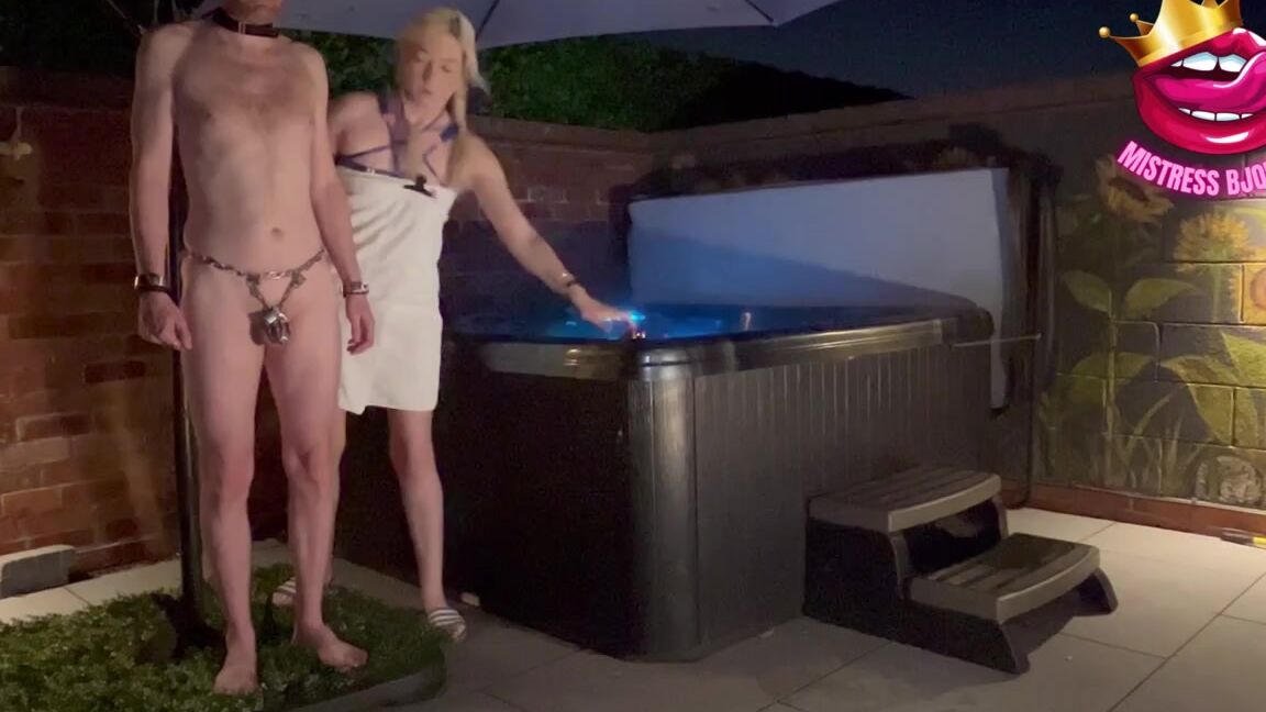 Mistress Bjqueen Nicknamed Mistressbjqueen 06 13 2024 Onlyfans Video Restrained Outside The Hot Tub Naked While I Relax