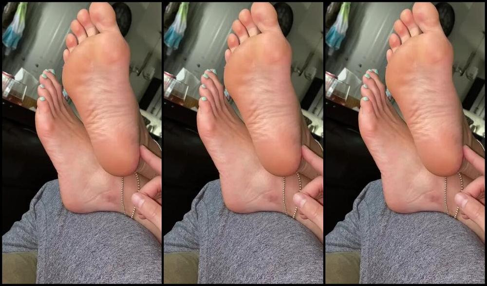 Thefantasychest Onlyfans The Aunt Flirty Feet Coming Over I Knew How Easy It Would Be After Teasing You With All Of 1P