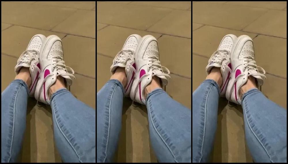 Anas Socks Nicknamed Anas Socks Onlyfans I Have Been Shopping All Day Long While Wearing These Old Shoes And Guess What Iv Been Wearing