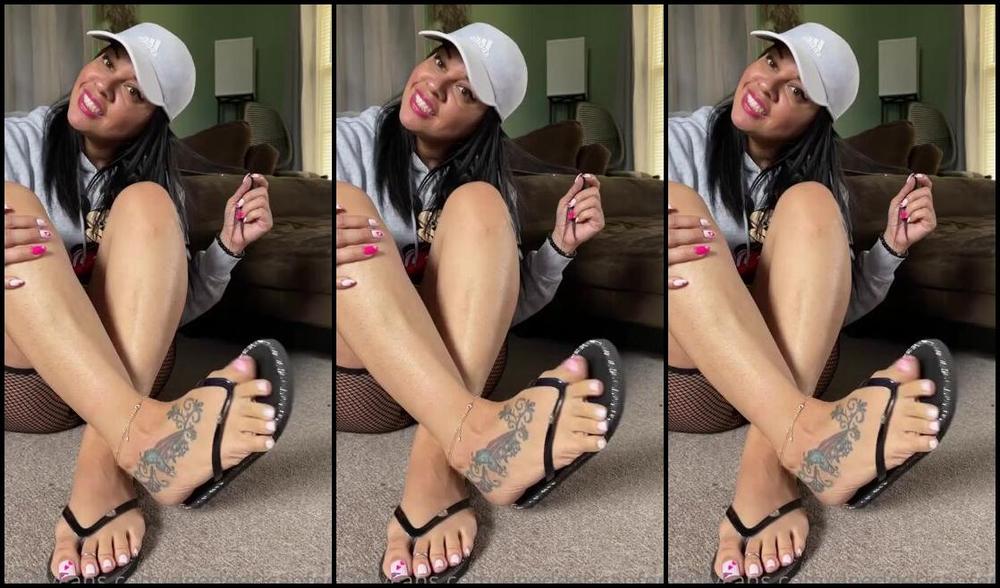 Deedeericanfeet Onlyfans As Requested A Flip Flop Tease With Slappies