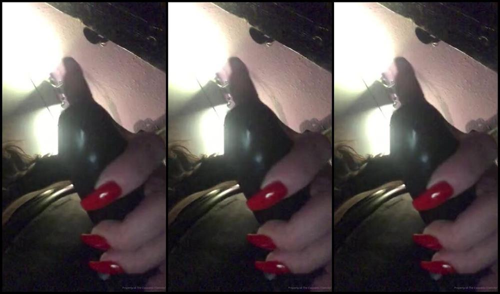 Countess Diamond Aka Countessdiamond Onlyfans Suck On This A Strap On Scene From The Dungeon Today