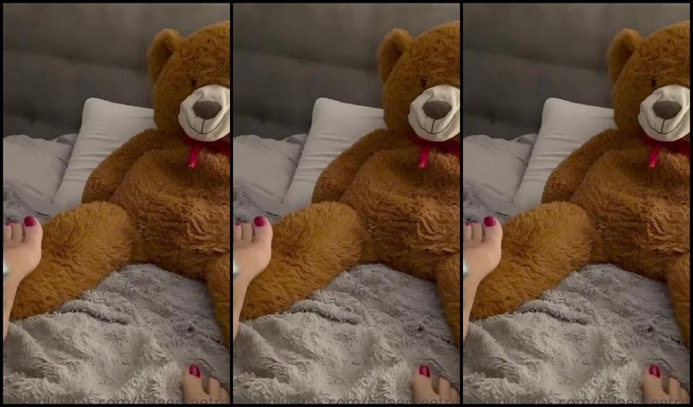 Queenfeetred Nicknamed Queenfeetred Onlyfans Good Night2