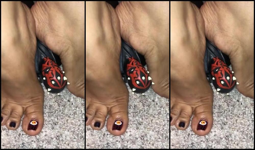 Ennie S Toes And Soles Nicknamed Enniestoes Onlyfans I Ran Across This In My Archives Perfect Timing For The Giantess Kick I M On 3