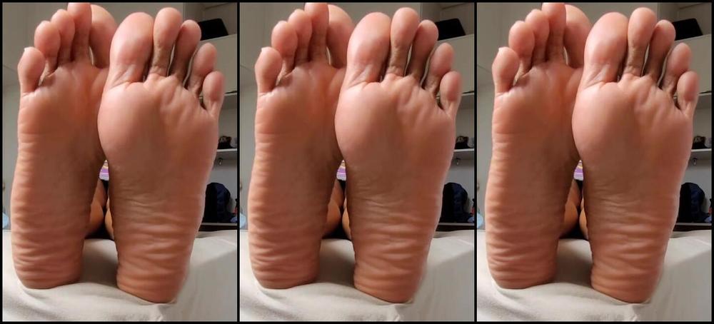 Laura Azevedo Nicknamed Lauraazevedoqueen Foot Fetish 10 28 2023 Onlyfans Video A Very Tasty Joi For My Wanker