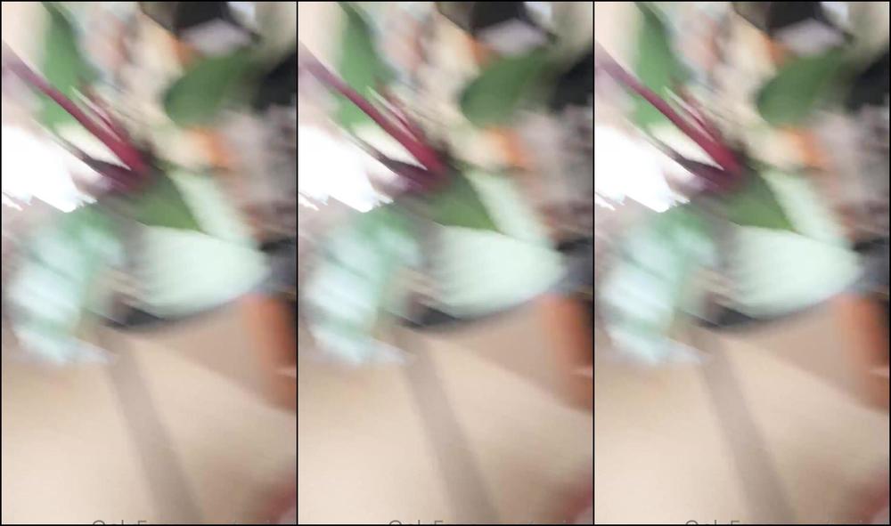 kiwigirlgigi-11-06-2021-2133326974-here-is-the-naked-plant-tour-sorry-about-the-weird-kinda-filming-you-can-t-flip-the-c