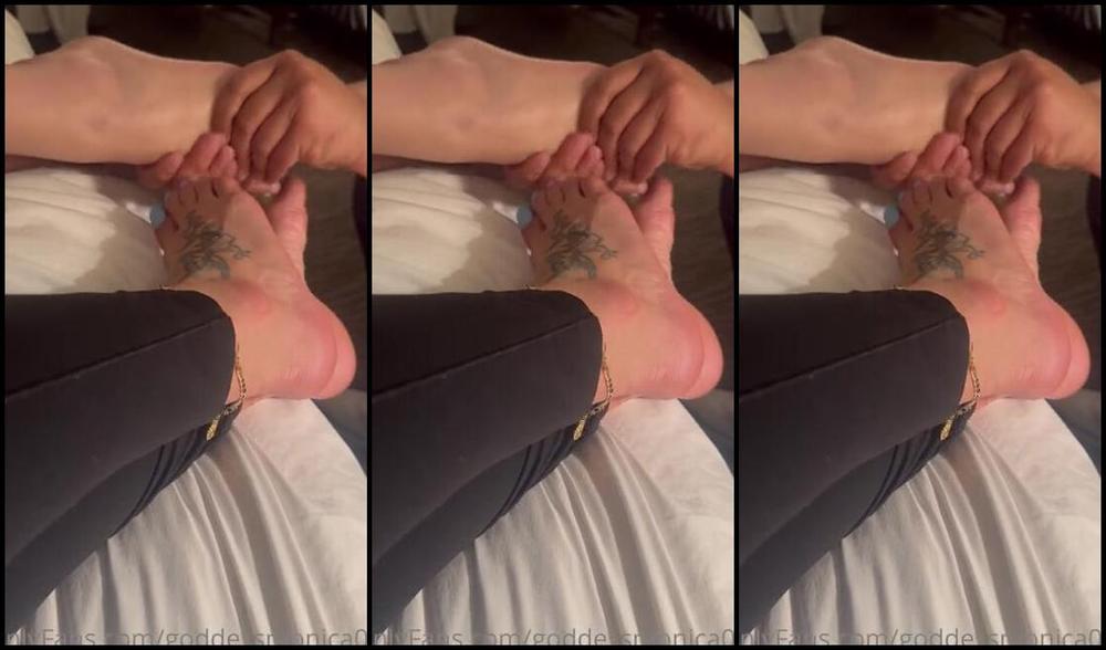 Goddessmonica00W Onlyfans Breaking In A New Foot Boy Heavenlyxperiencep