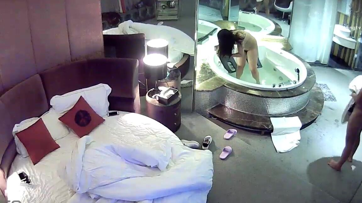 Asian Hidden Camera Couples Escorts 86723