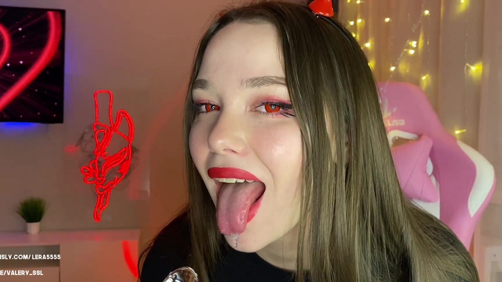 Deluxe Bitch sexy she devil loves to fuck herself in the ass hot anal sex Pornhub