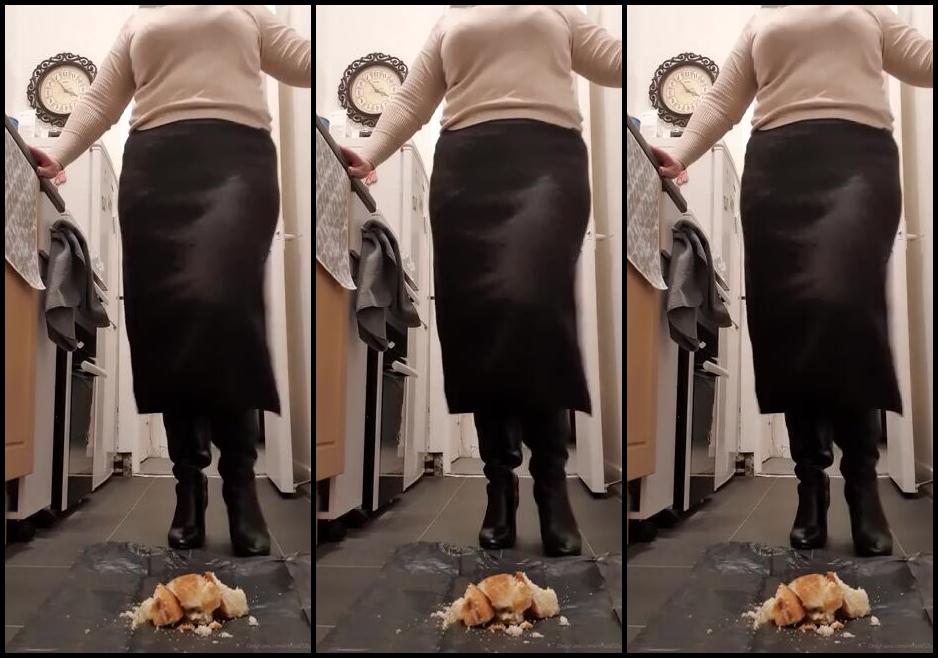 Miss B Nicknamed Missb52S Onlyfans 12 18 2020 Your Cake Is Always Eaten From The Floor