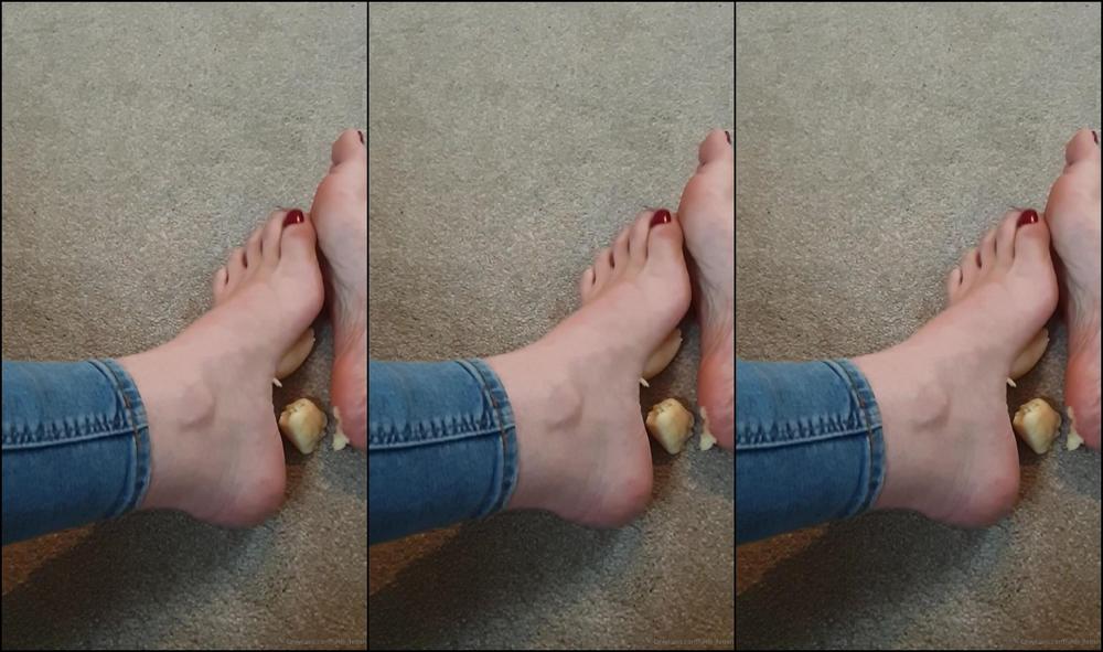 Truemistressjade Banana Foot Job Crush This Was Actually A Lot Mor