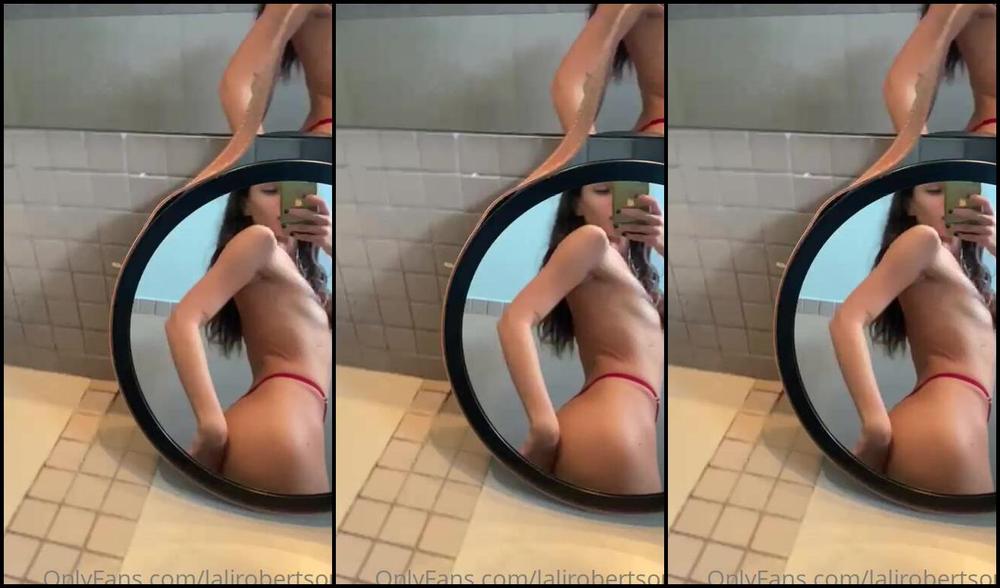 Lalirobertson 2803599682 03 13 2023 Fiquei Com Tes O E Fui Pro Banheiro Brincar