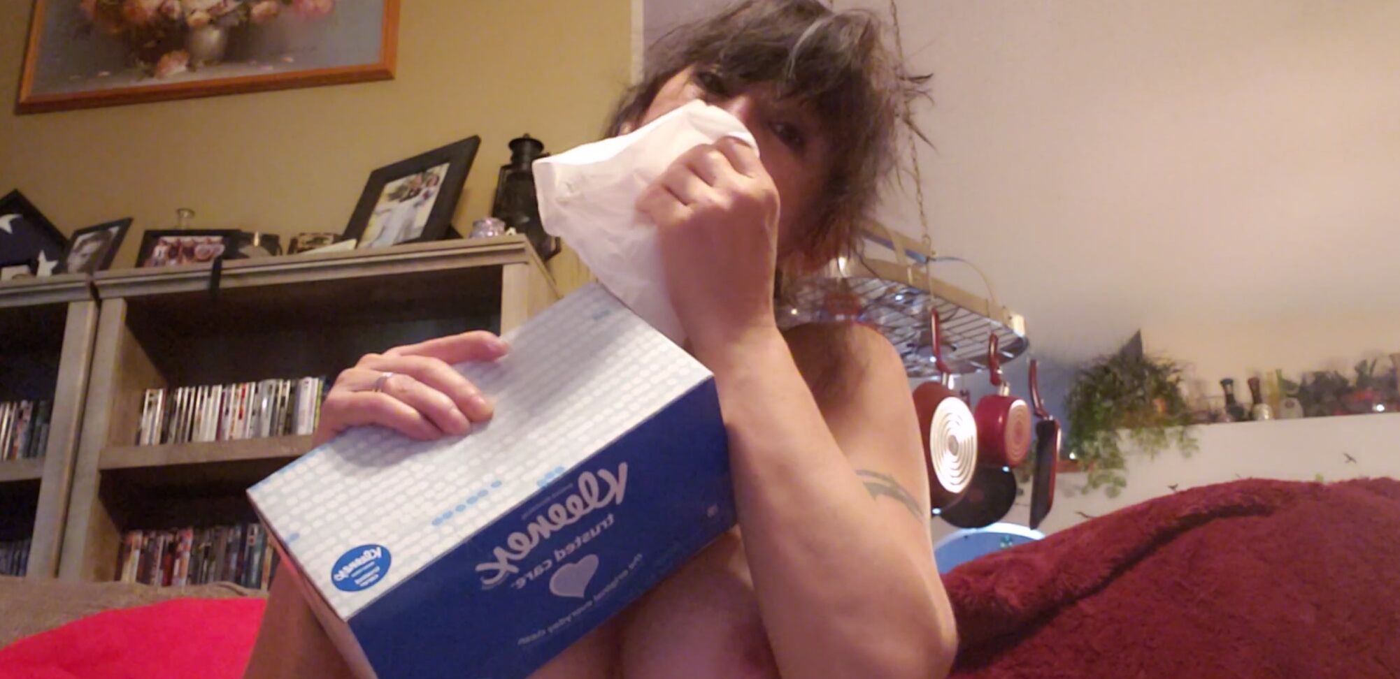 "Stormi Winters" milf, kink, nose blowing, nose pinching, nose flute GIRLS WITH COLDS BLOWING NOSES manyvids