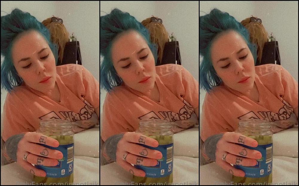 Ihatelaika 615545243 07 30 2020 I Cried Off All My Makeup So I Thought I Would Post A Wholesome Pickle Eating