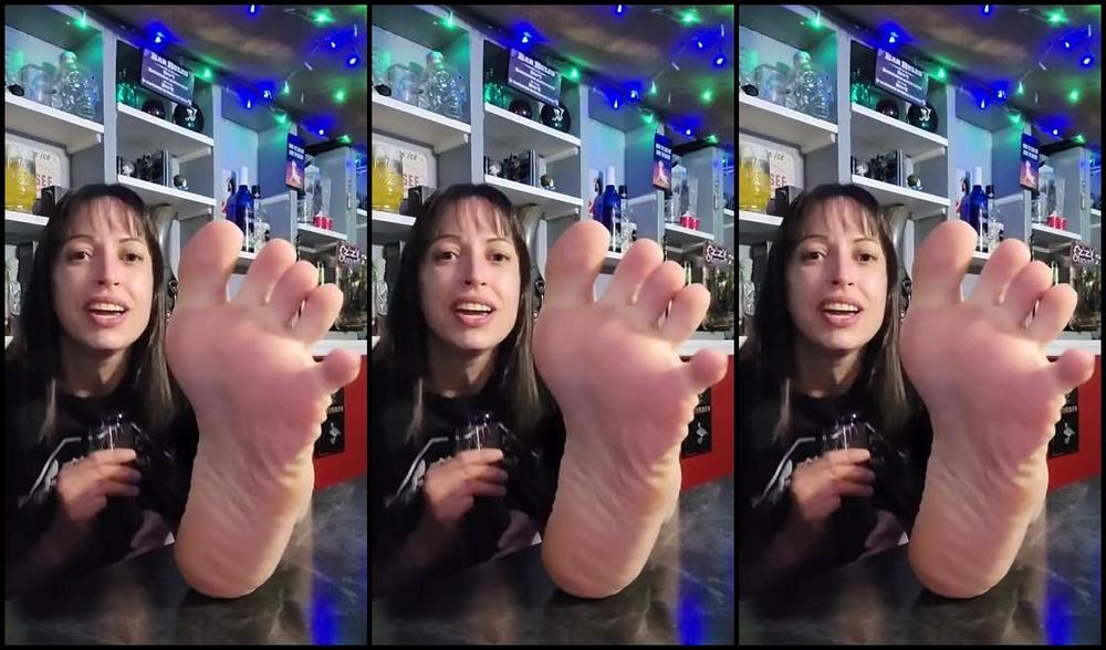 Crystal Paris Nicknamed One Lonely Foot 07 11 2025 Onlyfans Video Randoms From The Week 01Zc