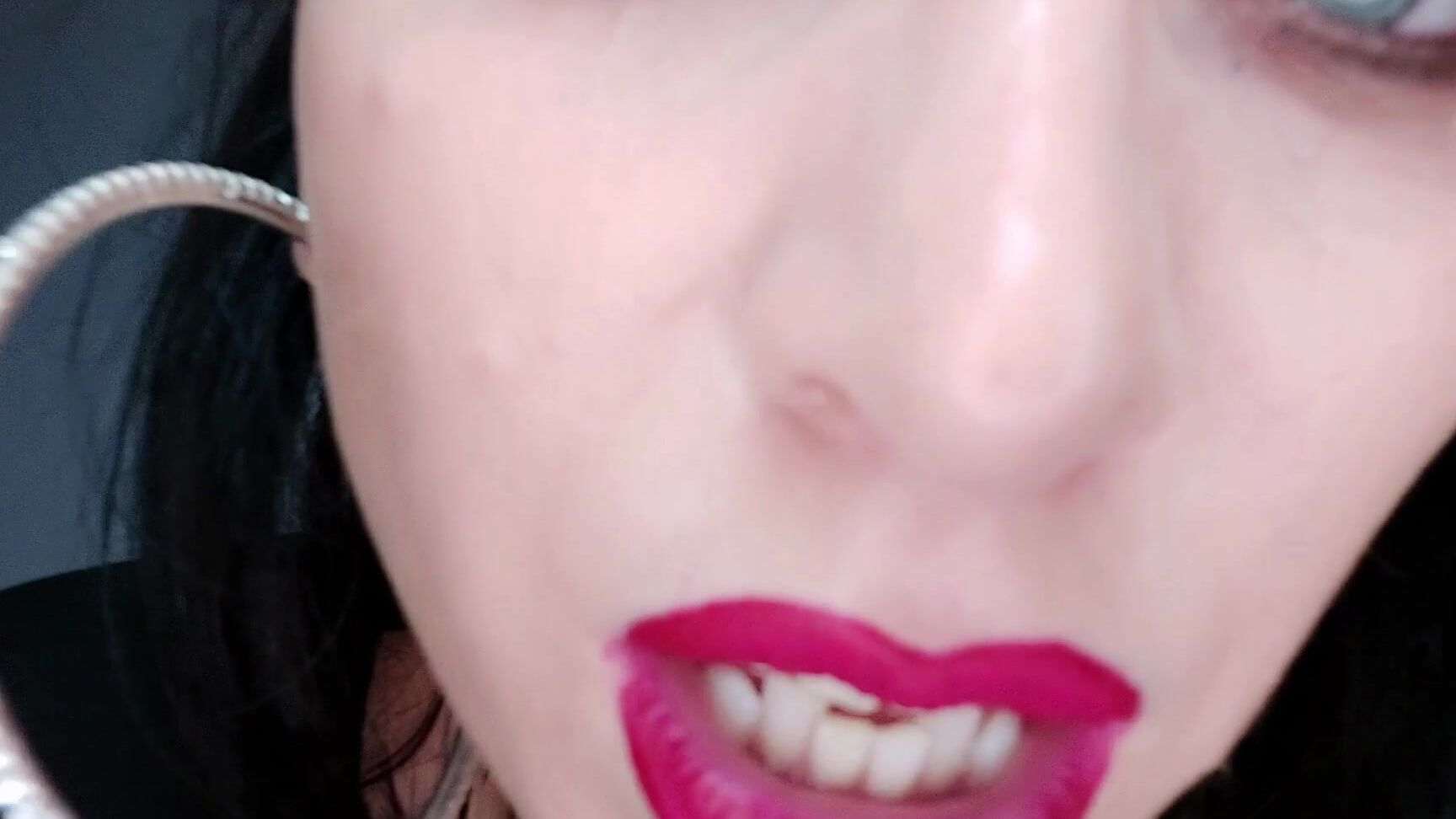 Moneygoddesss Sniffing Gooner Drone