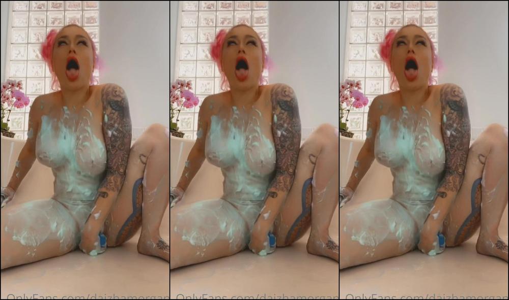 daizhamorgann-23-06-2020-457806485-ahegao-squirt-while-covered-in-bubble-foam-