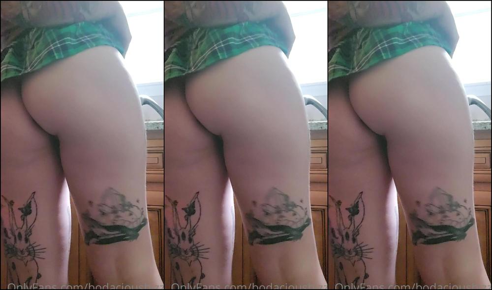 Bodaciousbizzy Have To Stick Something Big In My Butt Tonight So