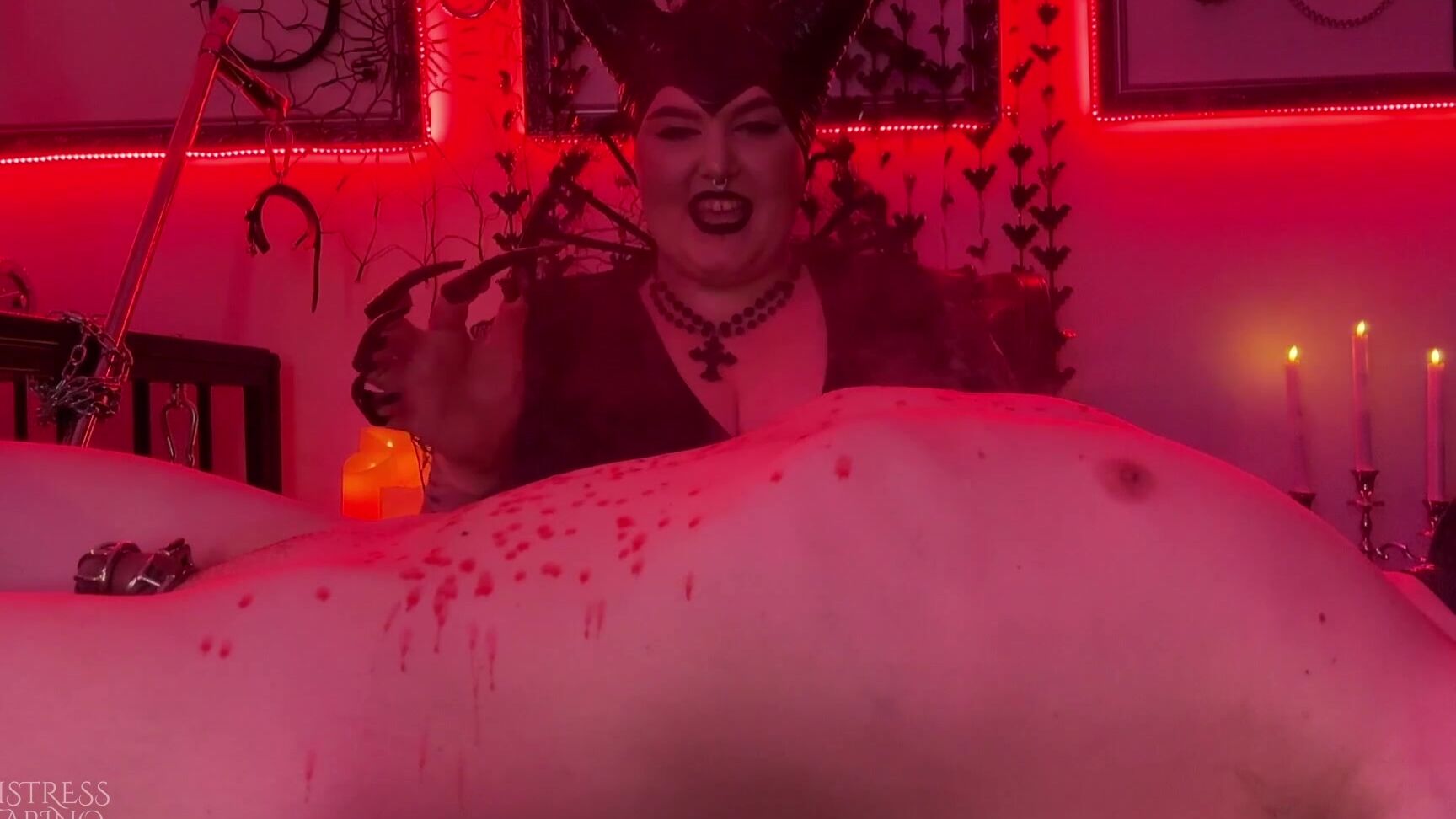 Mistresskarino Femdom Wax Ritual