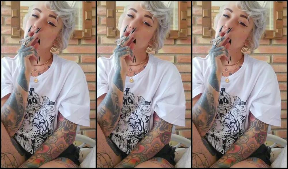 Queen Kinkerbell Nicknamed Kinkerbell23 Onlyfans My Morning Smoke Whilst On My Weekend Away Its Been A Very Busy Few Days With