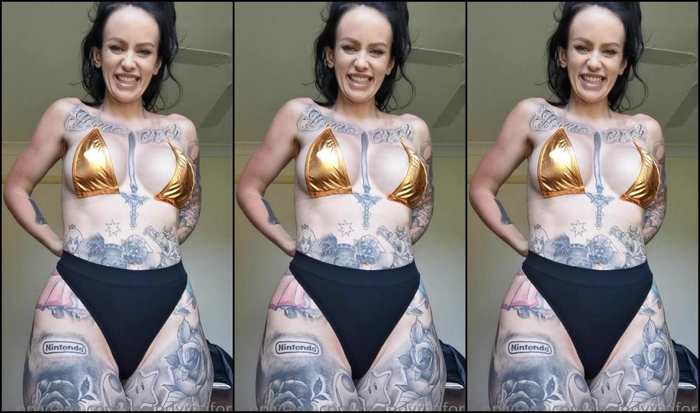 Melodyradford Trying On Different Sexy Bikini Tops Which One For Tomorrow