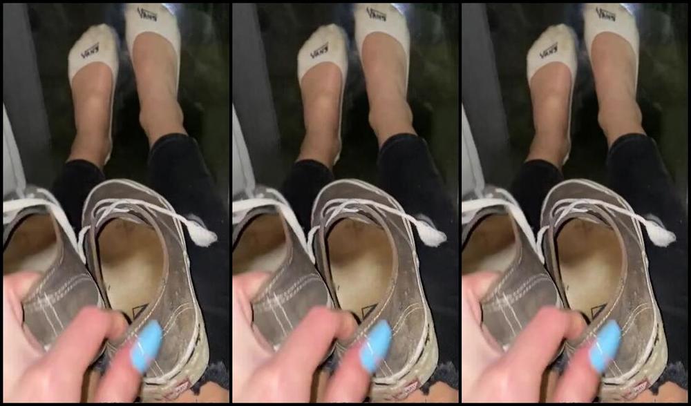 Emmysfeetandsocks Aka Emmyfeetandsocks Onlyfans Day 8 Hell It Was A Long One And All That Toejam 3P