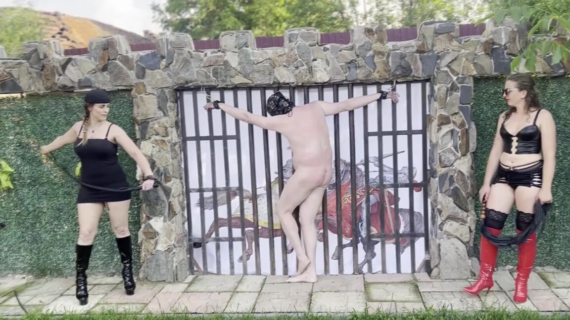 Mistress Zeida Dracula Femdomcastle Full Power Cruel And Merciless Fire Flogging At The Torment Gatep