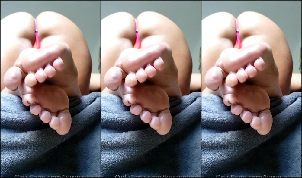 Karaspiggies Oiled Up Booty And Soles