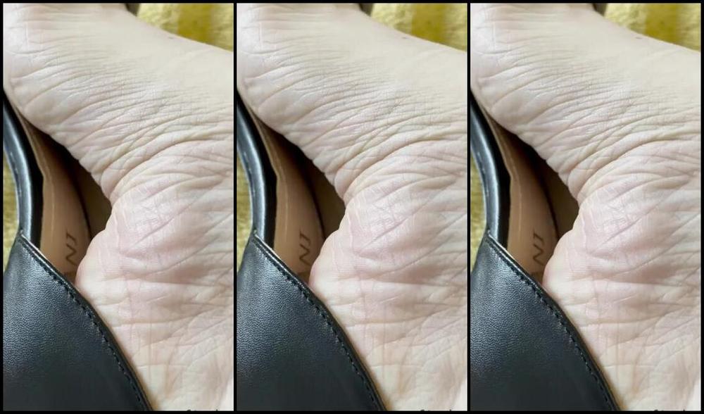 Joeyofarches Nicknamed Joeyofarches Onlyfans Morning Babes I Was Drinking My Coffee And Playing With My Heels And I Can T Stop Watching My Wrin